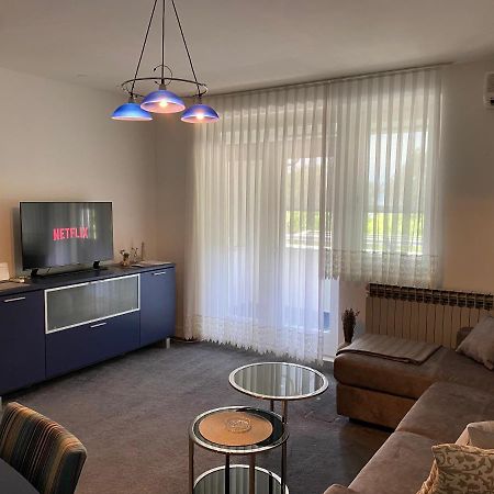 Apartman Njivice Extérieur photo