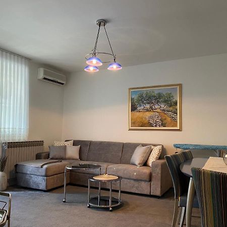 Apartman Njivice Extérieur photo