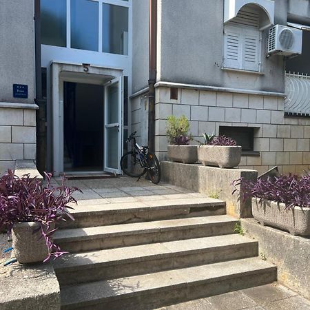 Apartman Njivice Extérieur photo